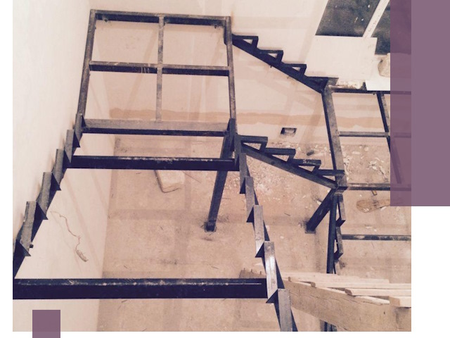 Монтаж лестниц на металлокаркасе в Урюпинске быстро и качественно