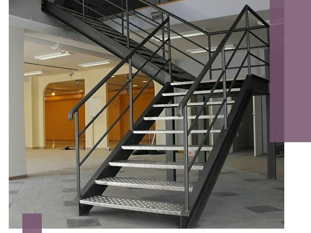 Лестницы для офиса в Урюпинске: изготовление, монтаж, демонтаж