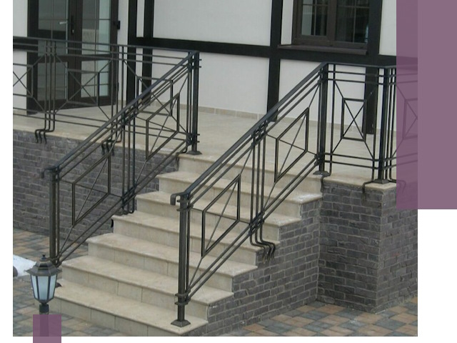 Перила для крыльца в Урюпинске — монтаж, изготовление и установка