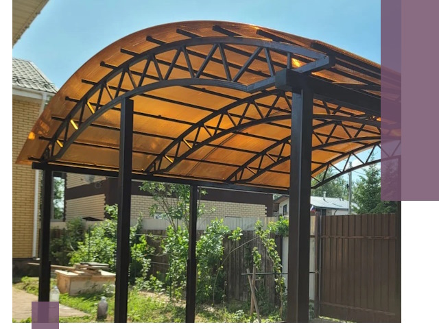 Изготовление навесов под ключ в Урюпинске из качественных материалов