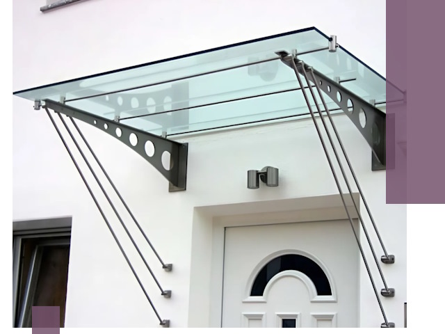 Козырьки над входом под ключ в Урюпинске — изготовление и монтаж