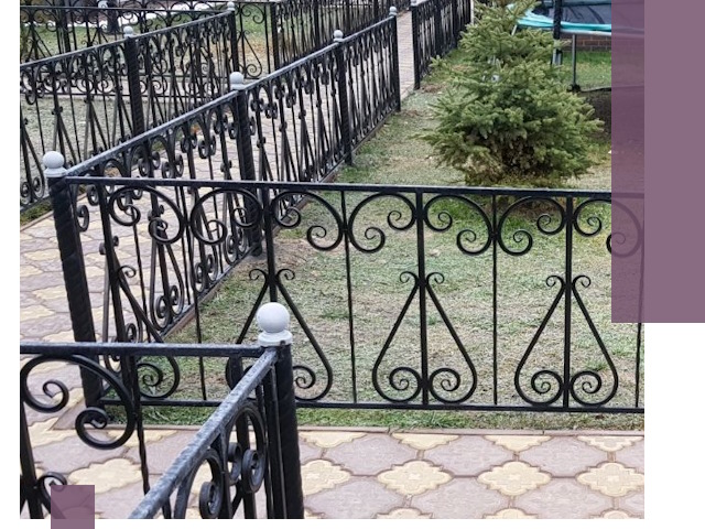 Кованые газонные ограждения под ключ в Урюпинске